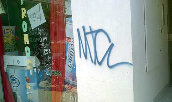 Impulsan la contravención” contra los daños por pintadas Impulsan la contravención” contra los daños por pintadas