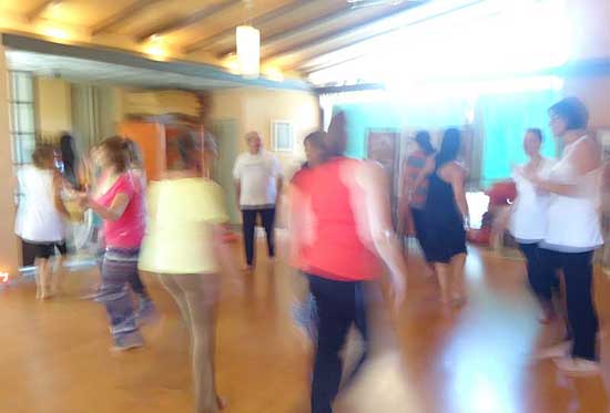 Biodanza es danza de vida” Biodanza es danza de vida”