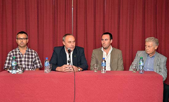 Firman convenios entre Loma Negra, Municipio e instituciones de la Ciudad Firman convenios entre Loma Negra, Municipio e instituciones de la Ciudad