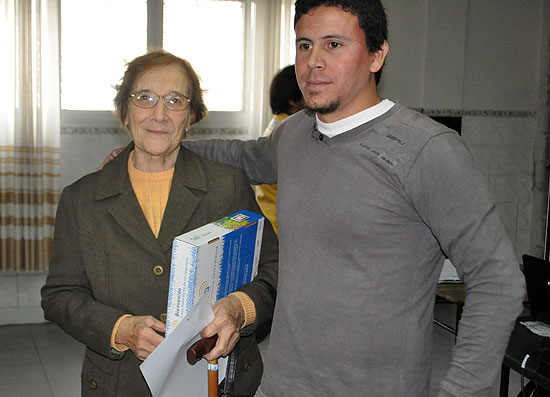 Entregaron decodificadores de TDA Entregaron decodificadores de TDA
