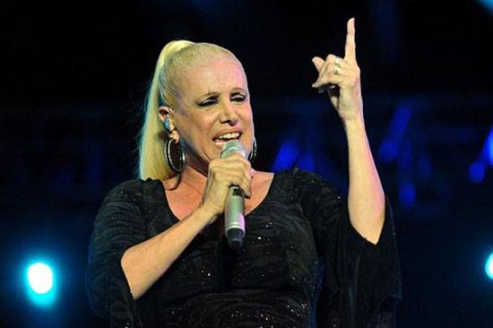 Valeria Lynch llegará a Olavarría en 2015 Valeria Lynch llegará a Olavarría en 2015